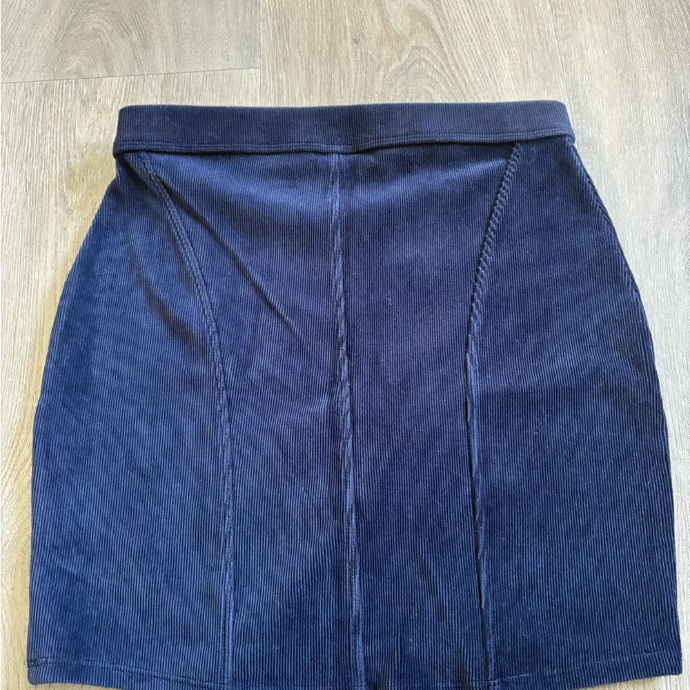 ALO Yoga Navy Skirt